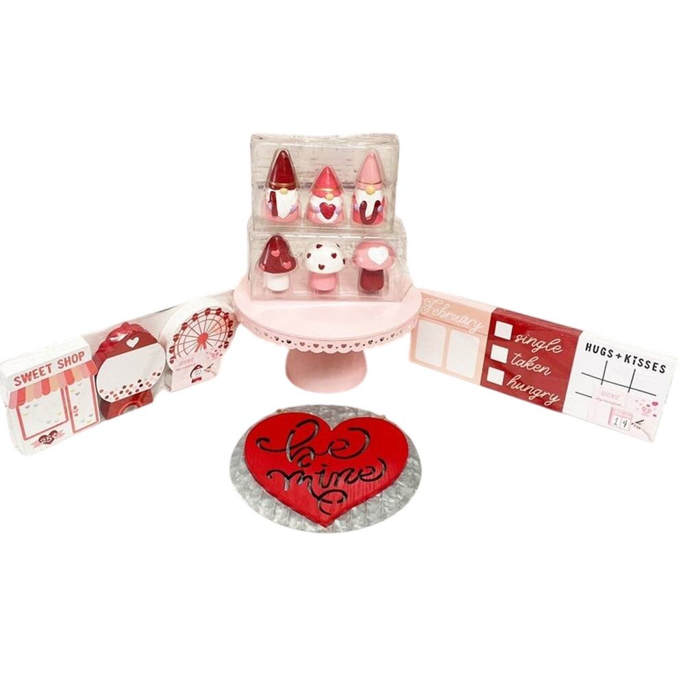 TARGET NWT Bullseye Gnome Valentines Day Decor Bundle Wood Tiered Tray Lot